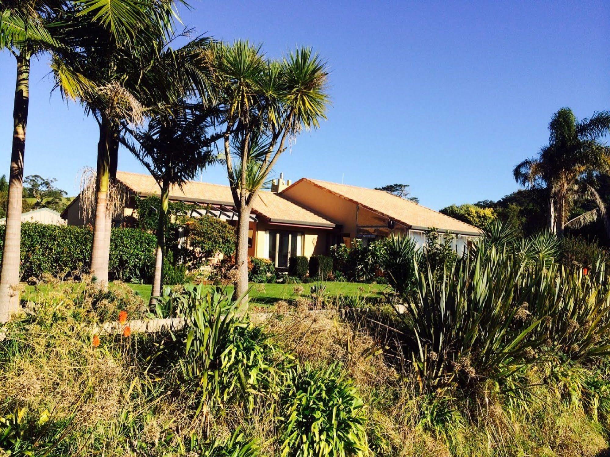 Taigh Na Mara Bed And Breakfast Whitianga Exterior foto